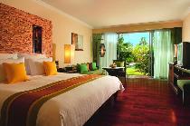 LE MERIDIEN KHAO LAK BEACH RESORT & SPA