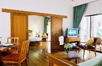 WOODLANDS HOTEL & RESORT