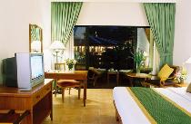 WOODLANDS HOTEL & RESORT