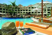 HILTON PYRAMIDS GOLF