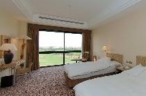 HILTON PYRAMIDS GOLF