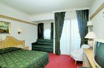 GRAND CETTIA