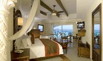THE ROYAL CANCUN